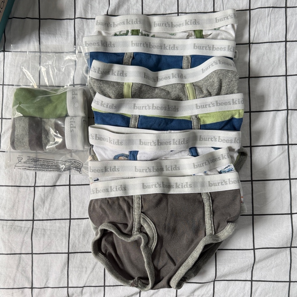 9 pairs of Burts bees undies- barely used - some still in package 2-3 years